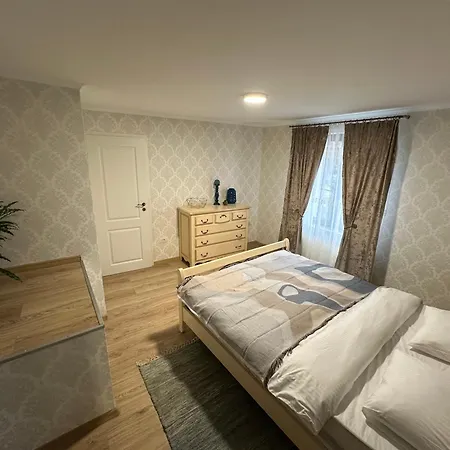 Schei House Apartment *